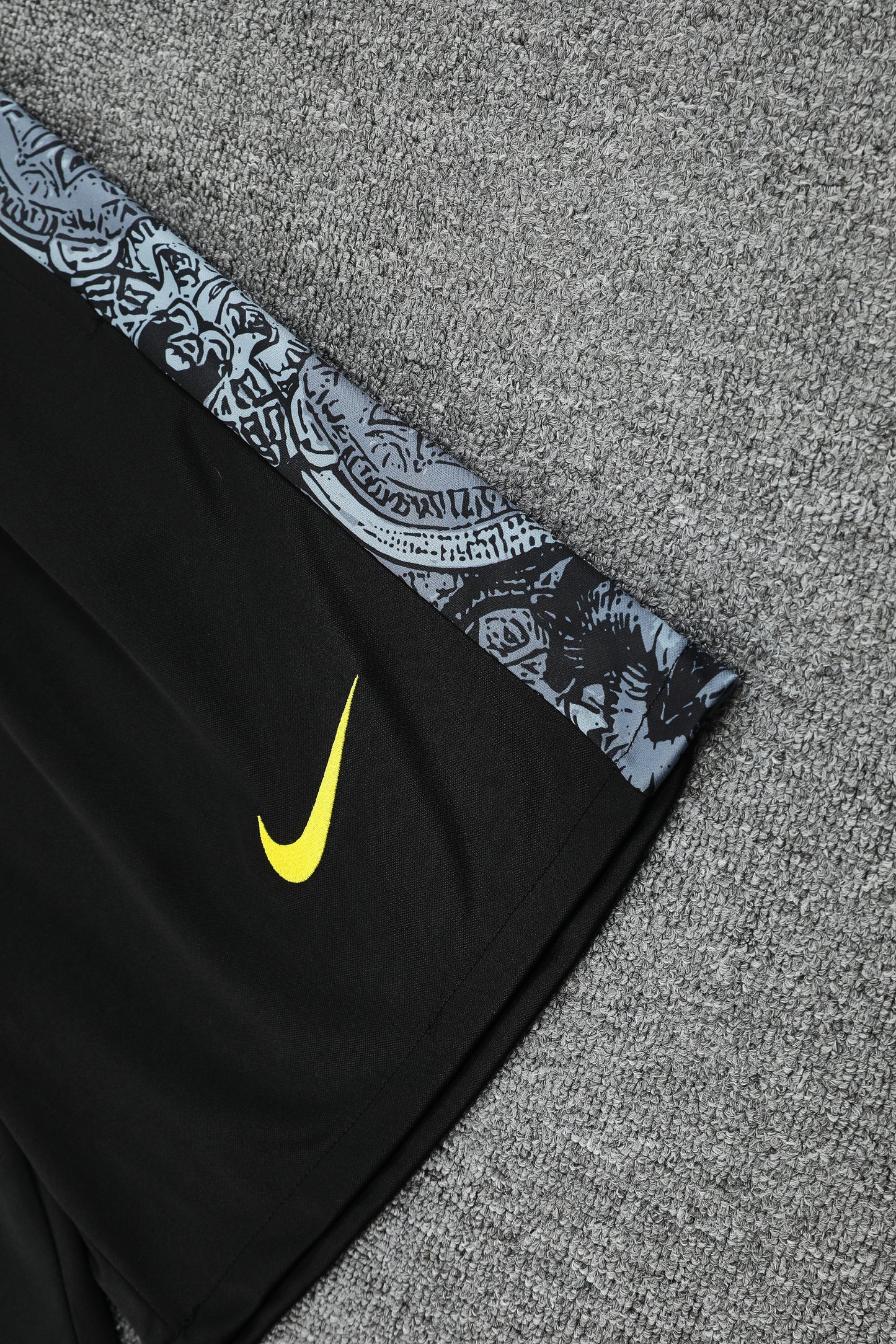 Brazil Sleeveless Training Kit  White gray