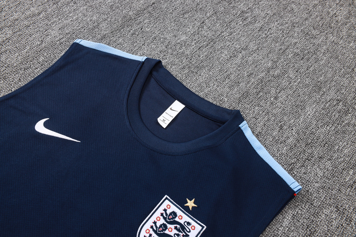 England 2627 Sleeveless Training Kit
