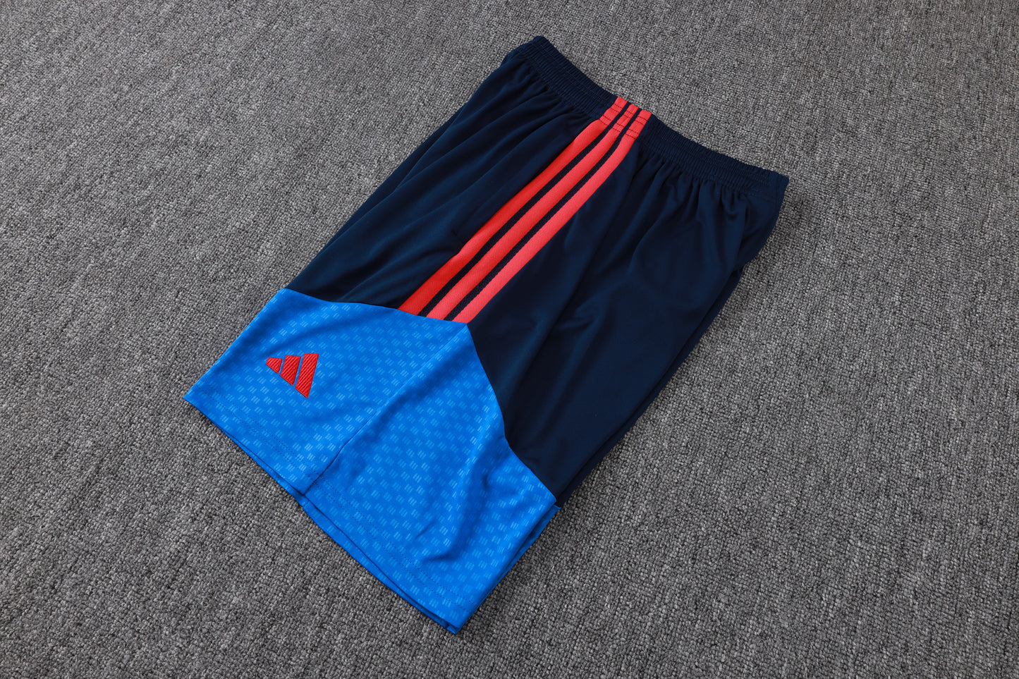 Colombia 2627 Sleeveless Training Kit 1