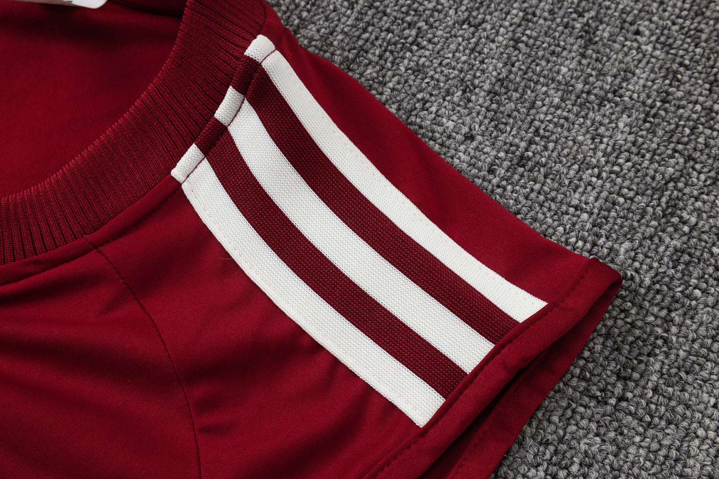 Spain 2627 Sleeveless Training Kit