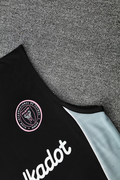 Miami International  Sleeveless Training Kit