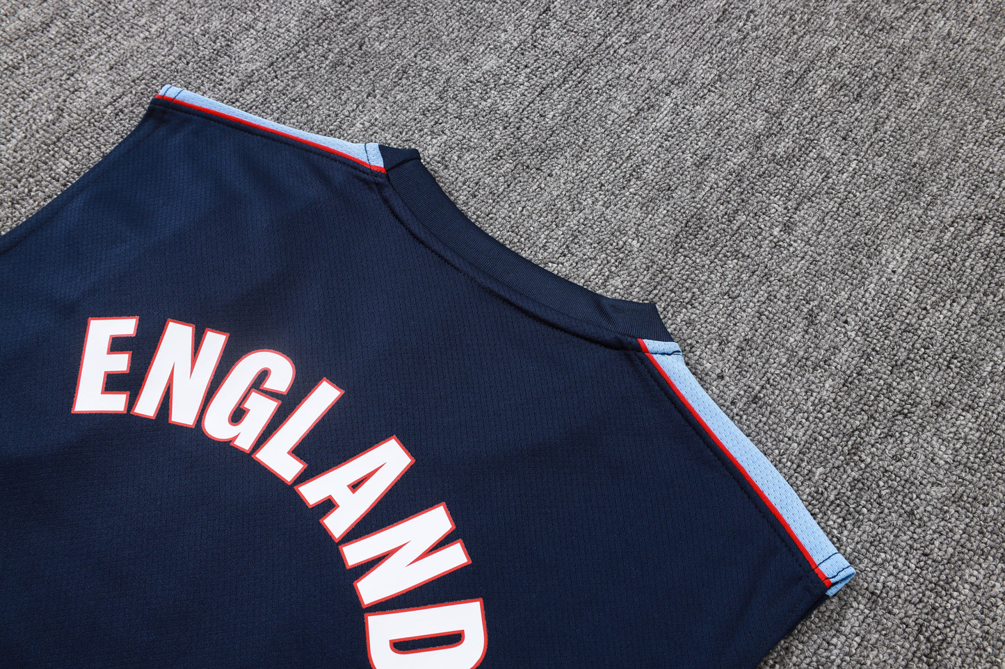 England 2627 Sleeveless Training Kit