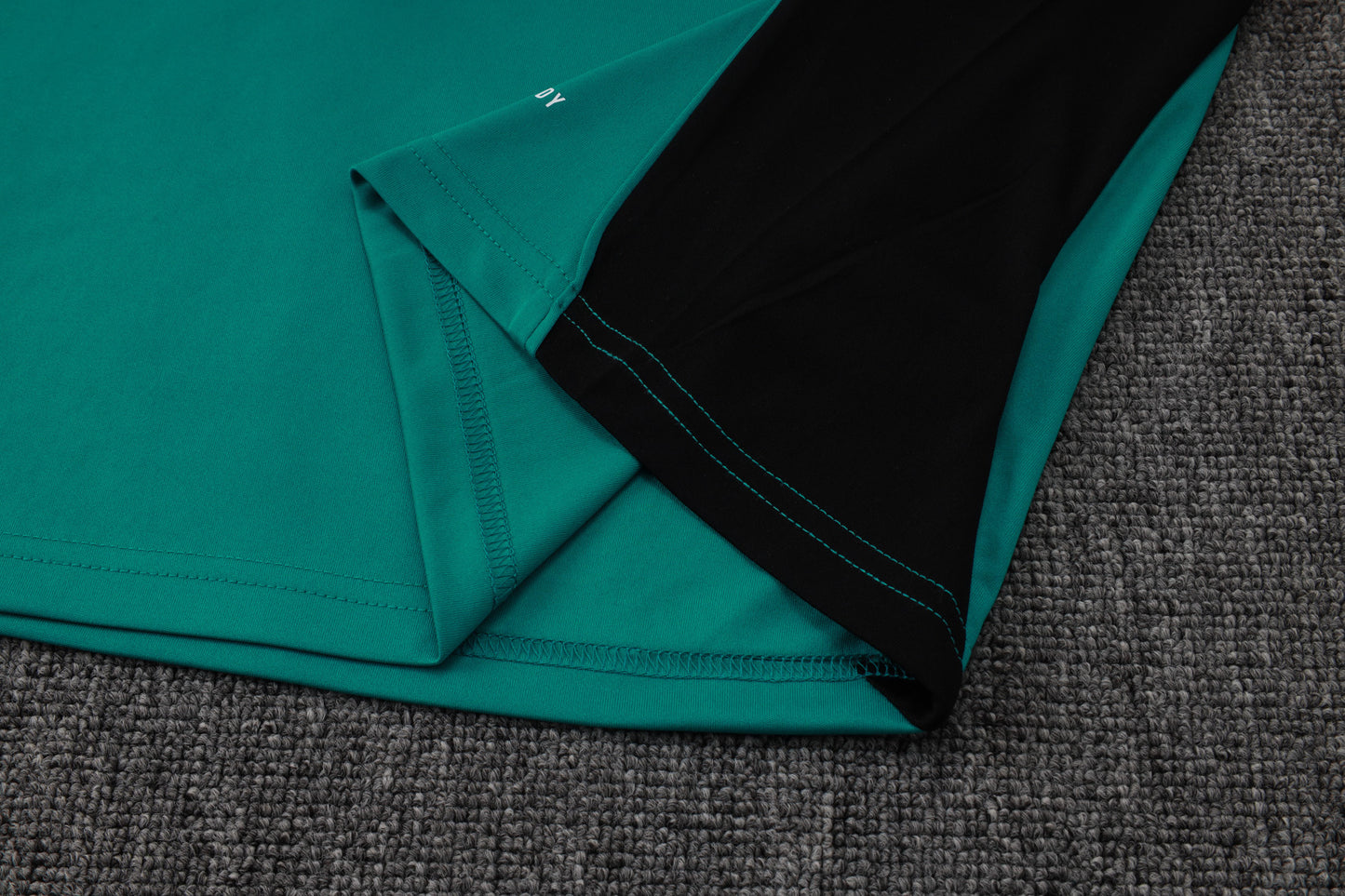 Liverpool Sleeveless Training Kit green